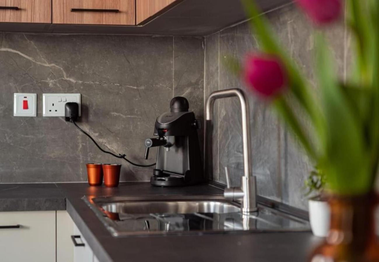Amazing 2 Bed In Centre - Designer Finish Gzira